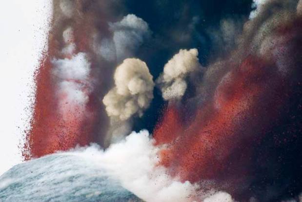 Vulcão Etna em plena erupção