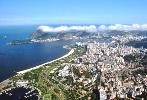 Vista aérea do Parque do Flamengo e suas vizinhanças