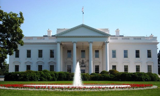 Casa Branca, inaugurada a 1º de novembro de 1800